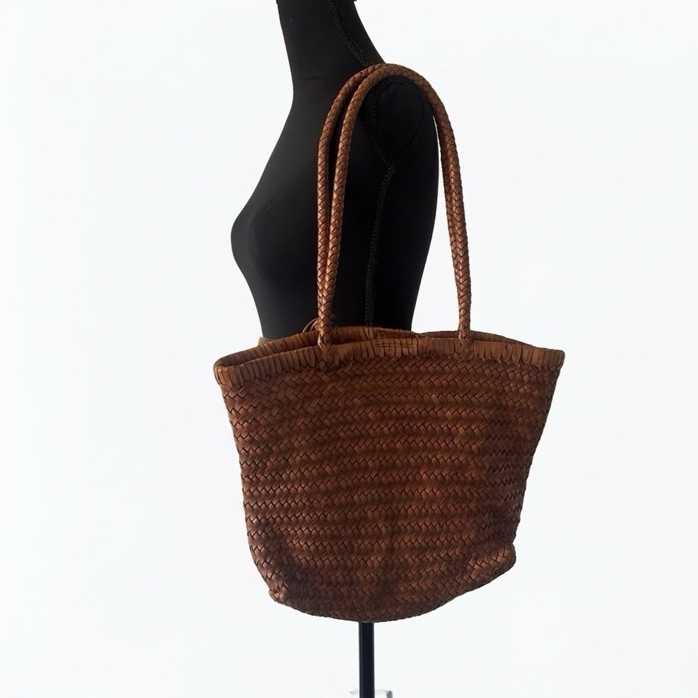 Vilenca Holland Leather Shoulder Bag Cognac Brown Purse Boho Casual Everyday NWT